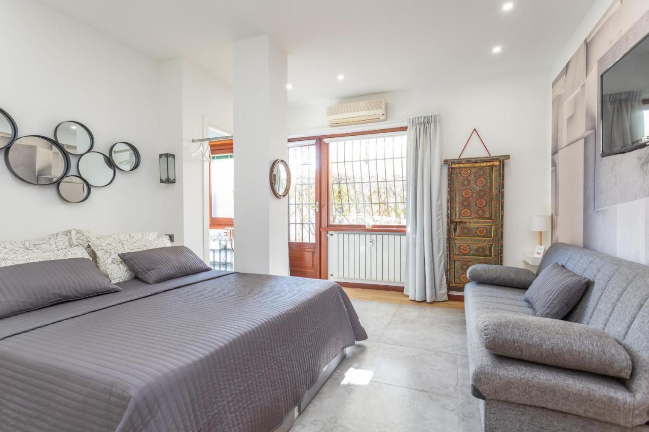 Апартаменти St Peter'S Spacious 4 Bdr With Private Parking Рим Екстер'єр фото