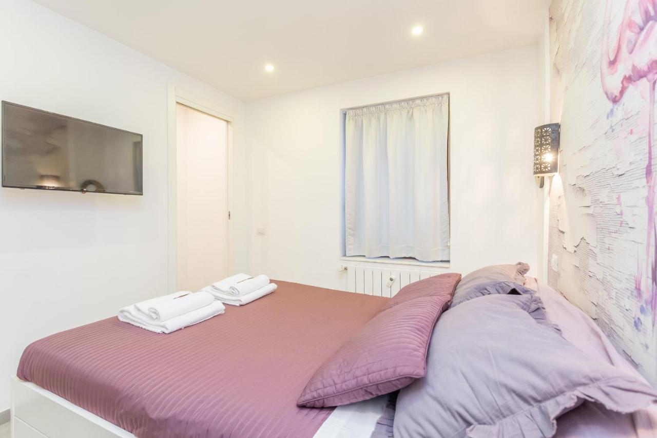 Апартаменти St Peter'S Spacious 4 Bdr With Private Parking Рим Екстер'єр фото