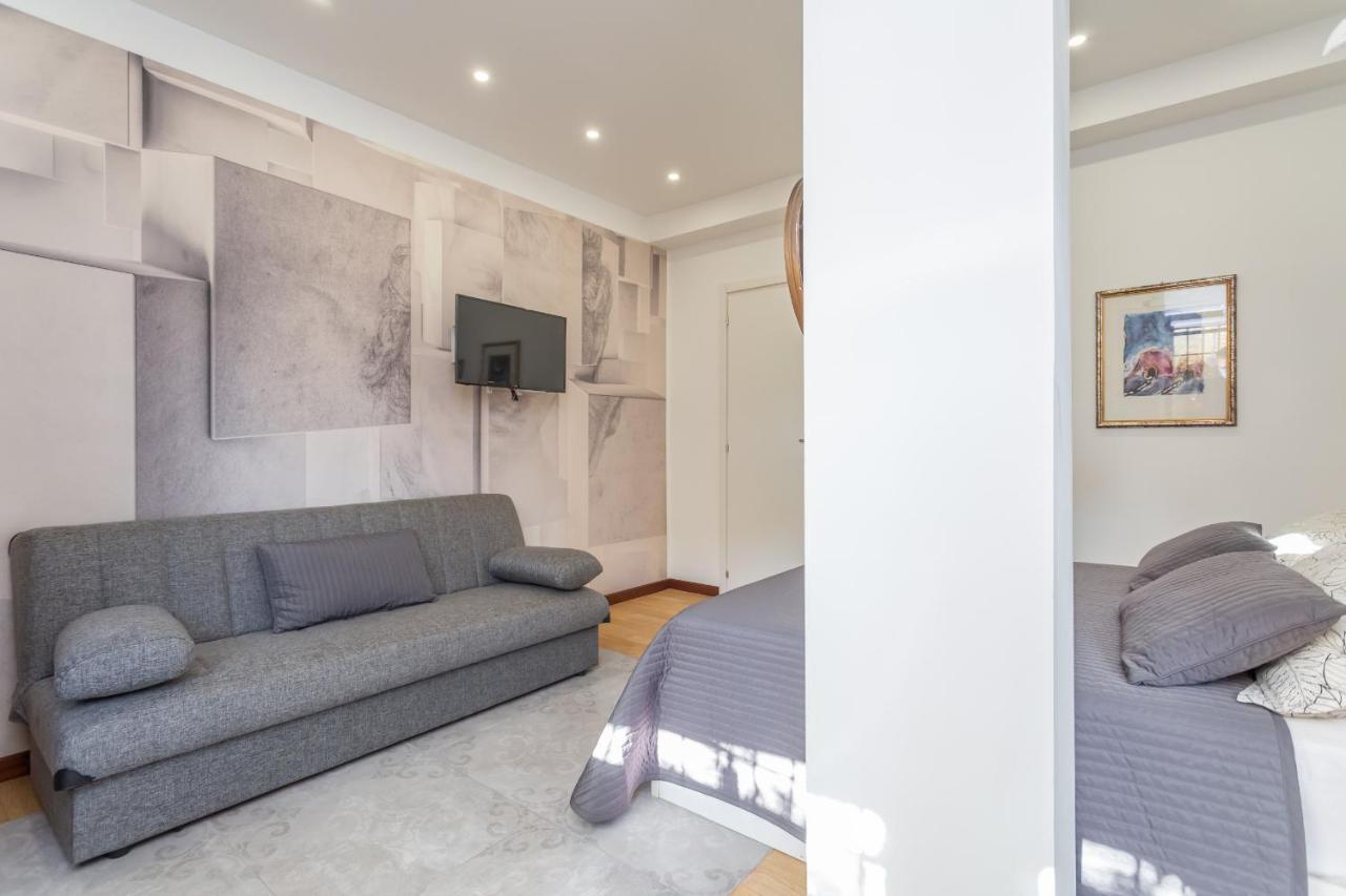 Апартаменти St Peter'S Spacious 4 Bdr With Private Parking Рим Екстер'єр фото